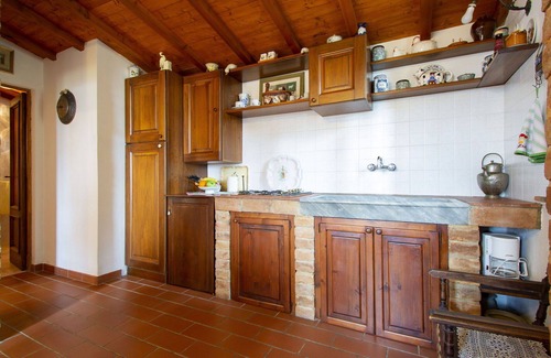 Palaia House | Beautiful private villa for 2 people with TV, terrace and parking