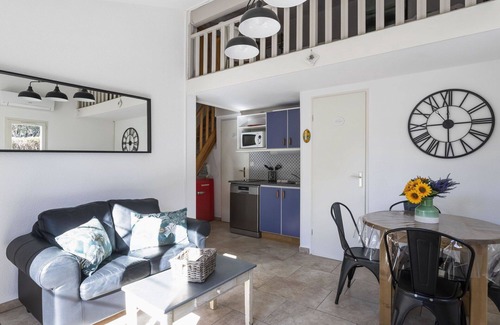 Maussane House | Beautiful villa for 4 guests with A/C, WIFI, pool, TV and terrace