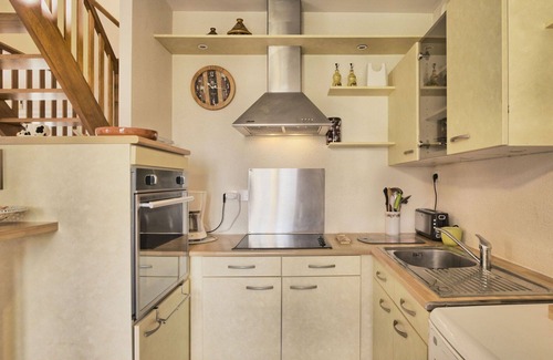 Saint-Gildas-de-Rhuys House | Beautiful villa for 4 guests with WIFI, TV, terrace and pets allowed