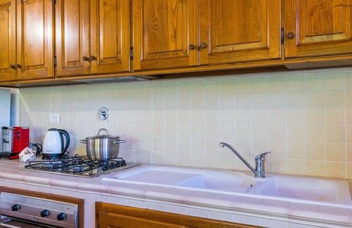 Castellina in Chianti Villa | Beautiful apartment in villa for 4 people with WIFI, pool, A/C, TV, patio and panoramic view