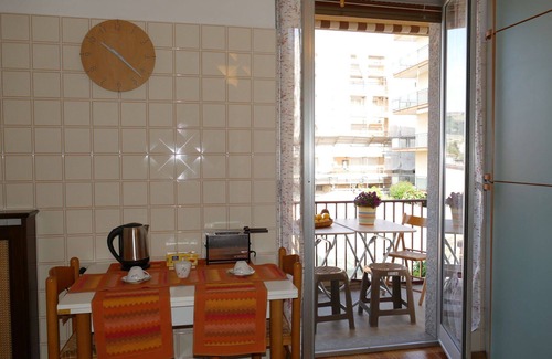 Lavina Apartment | Beautiful apartment for 5 people with A/C, WIFI, balcony and pets allowed