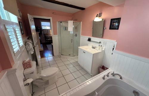 Historic Hill Hotel | Beautiful 1 Bed/1 Bath (sleeps 4) dog friendly suite with exposed beams on Historic Spring St