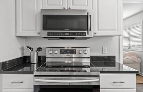 East Ocean View Apartment | Beautiful 1 bed duplex apartment