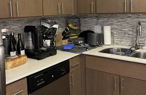 Evanston House | Beautiful 1 BR Apartment in Luxury Building