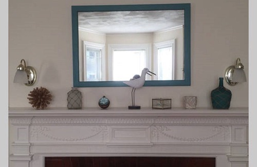Beverly Apartment | Beautiful 1900 Victorian 1.5 blocks to ocean!!!!