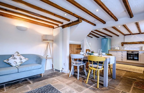 Blakeney Cottage | Beautiful 19th-century chocolate box cottage in the Forest of Dean.