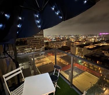 Downtown Los Angeles Apartment | Beautiful 1BR - DTLA!