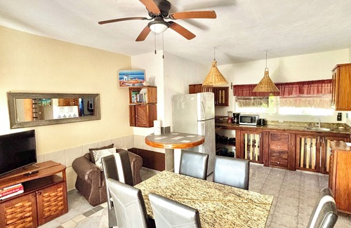Playa del Secreto Villa | Beautiful 2 Bdrs. Casa Angelica, Pool & Beach Wi-Fi, sleeps 6