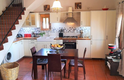Villablanca Cottage | Beautiful 2-Bed Cottage in Villablanca