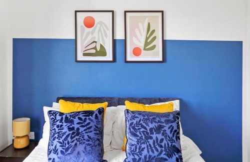 Sheffield Apartment | Beautiful 2 Bed in Central Sheffield - Parking