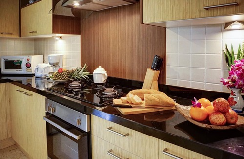 Hua Thanon Villa | Beautiful 2 Bed Tropical Villa with Pool, wrap around Lotus Pond, Free Transfers