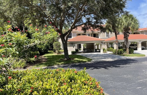 Bonita Springs Condo | Beautiful 2 Bed + 2 Bath updated Vasari Country Club condo - Matera neighborhood