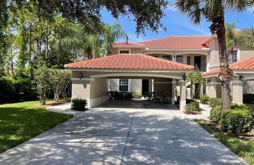Bonita Springs Condo | Beautiful 2 Bed + 2 Bath updated Vasari Country Club condo - Matera neighborhood