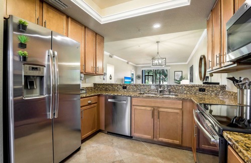 Naples Condo | Beautiful 2-Bed 2-Bath Veranda w/Den in brilliant Bonita National