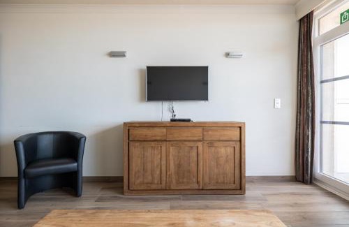 Mariakerke Apartment | Beautiful 2-bedroom apartment with sea view in Ostend T74