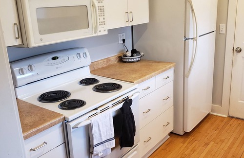 Hibbing Apartment | Beautiful 2 Bedroom Suite In Downtown Hibbing