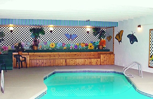 Franconia Apartment | Beautiful 2 bedroom unit at resort, sleeps 10