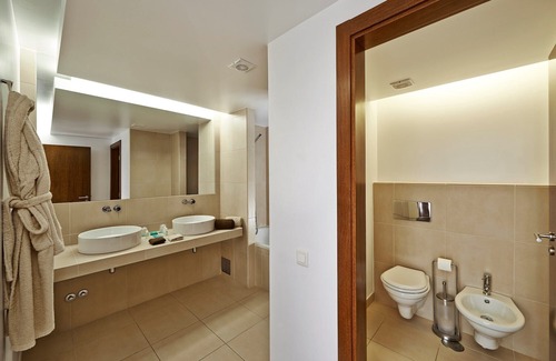 Salgados Villa | Beautiful 2 Bedroom Villa with Private Pool