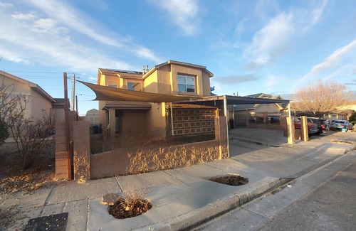 Westgate Heights House | Beautiful 2200 square foot home.