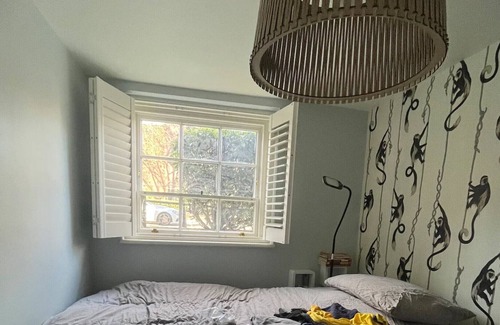 Canonbury Apartment | Beautiful 2BD Cul De Sac Flat - Essex Road