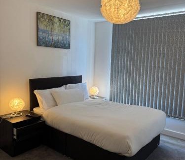 Birmingham City Centre Apartment | Beautiful 2Bedroom Apt near Birmingham City Centre