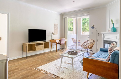 Thousand Oaks Apartment | Beautiful 2BR Apartment in Thousand Oaks
