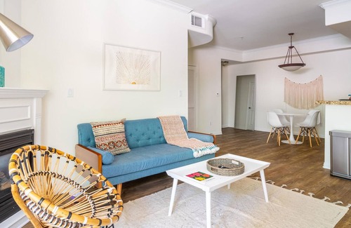 Thousand Oaks Apartment | Beautiful 2BR Apartment in Thousand Oaks