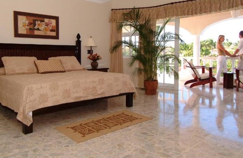 Los Brazos Resort | Beautiful 3 and 4 bedroom Crown Villas/Private Pool, and maid!