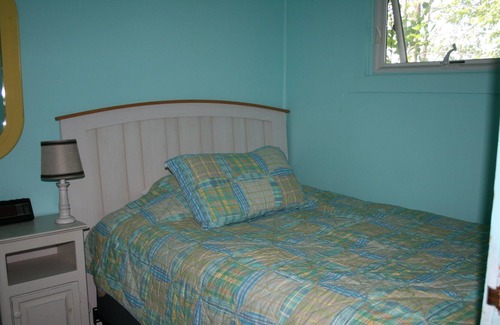 Minocqua Cabin | Beautiful 3 Bdrm Cabin, 10 Ft. from shore on Lake Shishebogama in Minocqua, WI