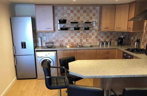 Gourock Apartment | Beautiful 3-Bed Apartment in Gourock