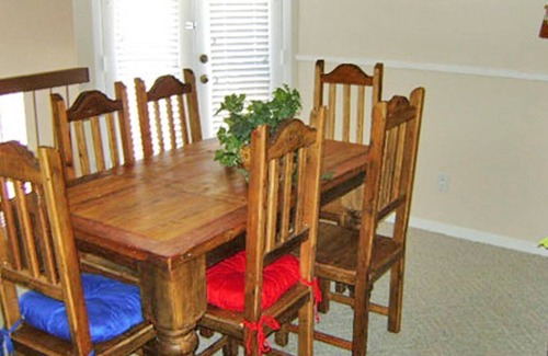 Ruidoso Downs Apartment | Beautiful 3 bedroom unit at resort, sleeps 8