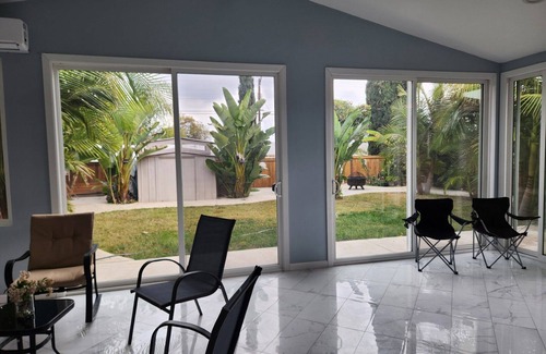 La Presa House | Beautiful 3-bedroom House> San Diego County > Spring Valley, CA. with AC/Wi-Fi