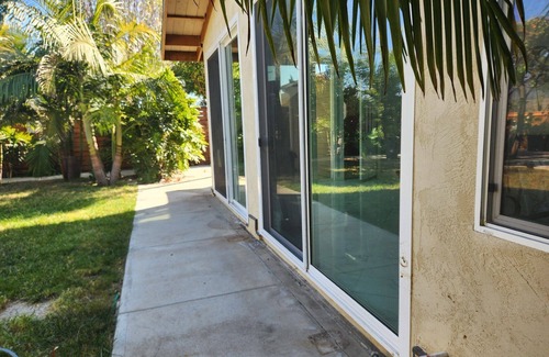 La Presa House | Beautiful 3-bedroom House> San Diego County > Spring Valley, CA. with AC/Wi-Fi