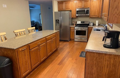 McGregor House | Beautiful 3 bedroom 2 bath home with 2,884 sq ft of living space