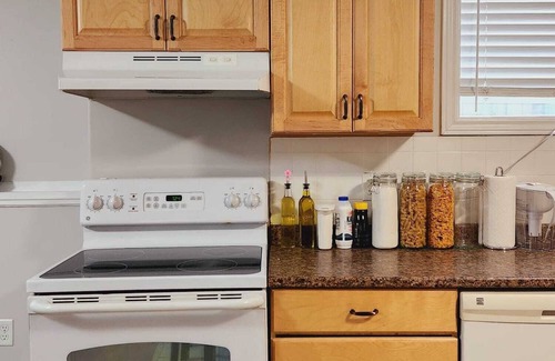 Dartmouth Apartment | Beautiful 3 bedroom private basement suite in Dartmouth!