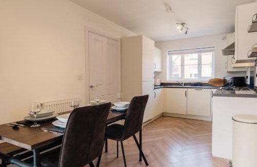 Hawbridge Apartment | Beautiful 3 Bedroom Home Near Worcester