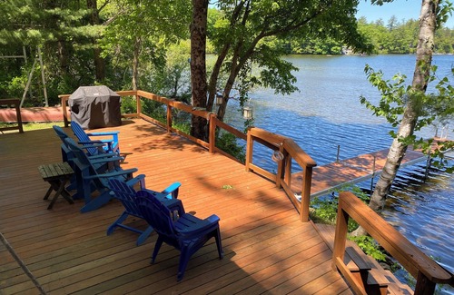 Franklin House | Beautiful 3 Bedroom Lake House on Webster Lake!