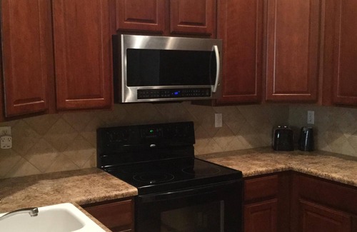 North Central Westminster House | Beautiful 3 Bedroom Townhouse with pool. Nice neighborhood. Great location.