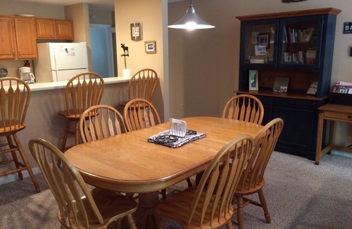 Lincoln Condo | Beautiful 3 Bedroom Vacation Condo in Forest Ridge with Great Views & Amenities