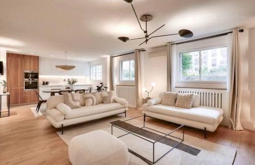 Saint-Lambert Apartment | Beautiful 3 Bedrooms apt near Eiffel Tower