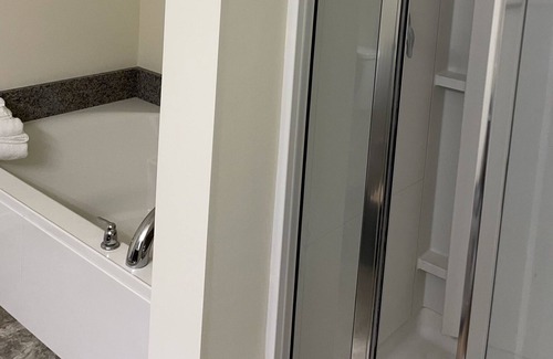 Brooklyn Park House | Beautiful 3 floor townhouse in the heart of Minneapolis!! Pets Allowed
