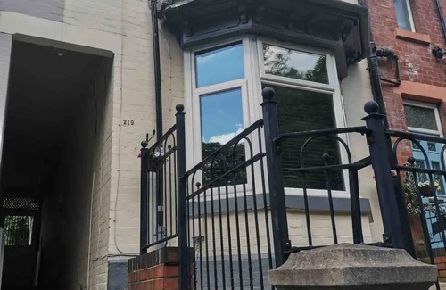 Sheffield House | Beautiful 4 Bed House in Sheffield