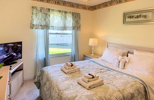Indian Ridge House | Beautiful 4-bed pool home with large private back yard & games room. Disney 4 miles