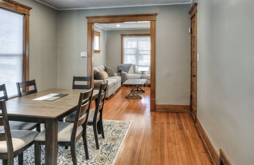 Dundee-Happy Hollow Historic District House | Beautiful 4 bedroom home, Midtown, Sanitized