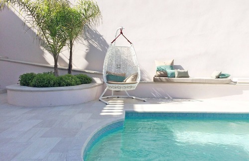Cap-d'Antibes Villa | Beautiful 4 Bedroom Villa on Cap d'Antibes Only a 2 min. Walk to Beach