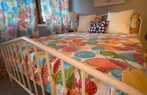 Bushkill House | Beautiful 4BR House 2 & half baths W Game room/Wifi & Fireplace