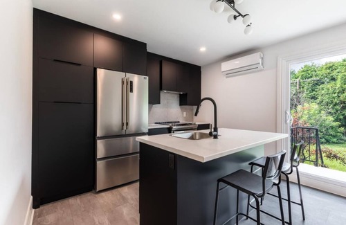 Chambly Condo | Beautiful 5 1/2 located in Chambly near the basin