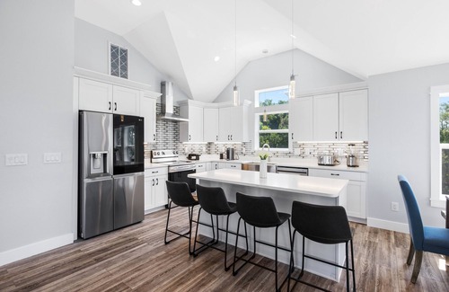 Duck House | Beautiful 5 bedroom home - heated pool for an extra fee & hot tub
