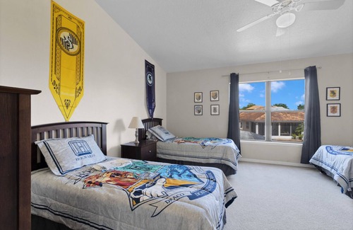 Buena Ventura Lakes House | Beautiful 5 bedrooms with pool close to Disney