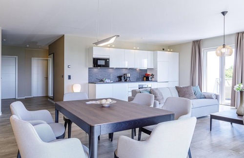 Ostseebad Wustrow Apartment | Beautiful 5-star Boddendeck vacation apartment with balcony in the south wing